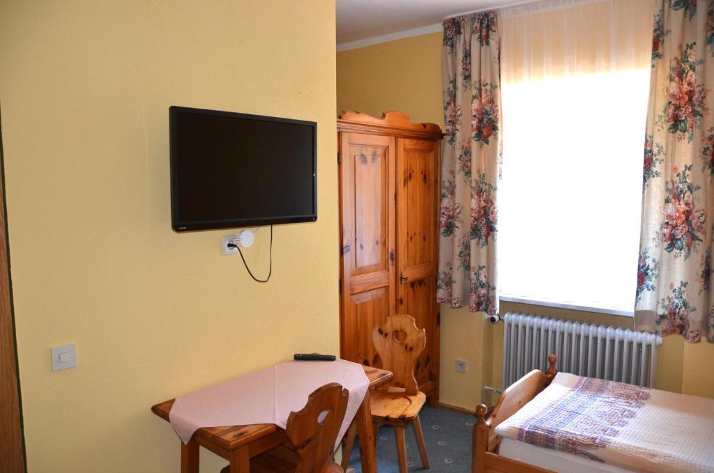 Landgasthof Zur Quelle Seeshaupt Pokoj fotografie