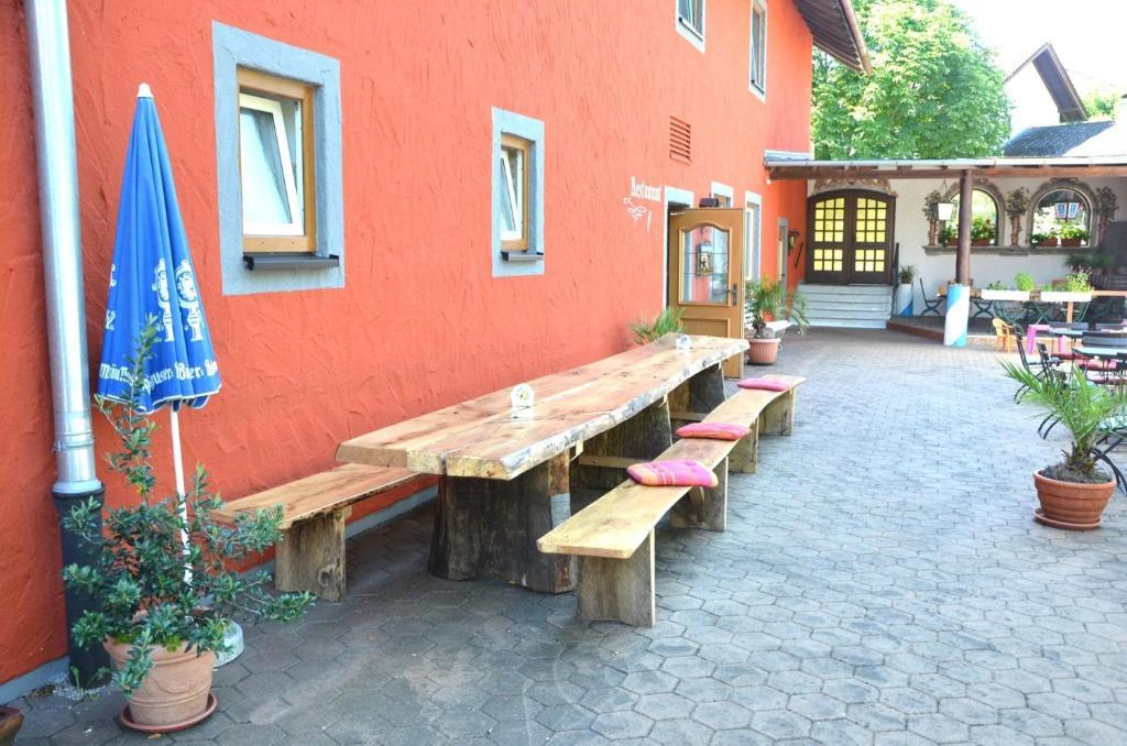 Landgasthof Zur Quelle Seeshaupt Exteriér fotografie