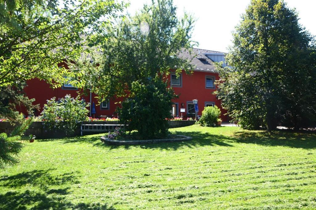 Landgasthof Zur Quelle Seeshaupt Exteriér fotografie